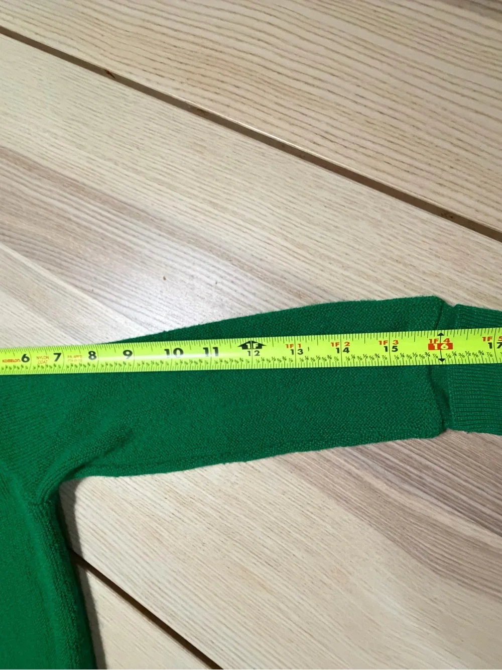 Vintage Lacoste Kelly Green Cardigan Kids Size 5 Bin 1